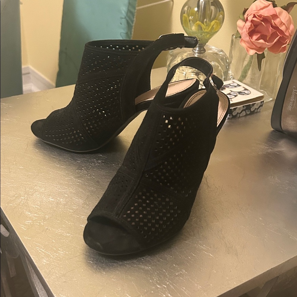 Kelly & Katie Black Women's Heels